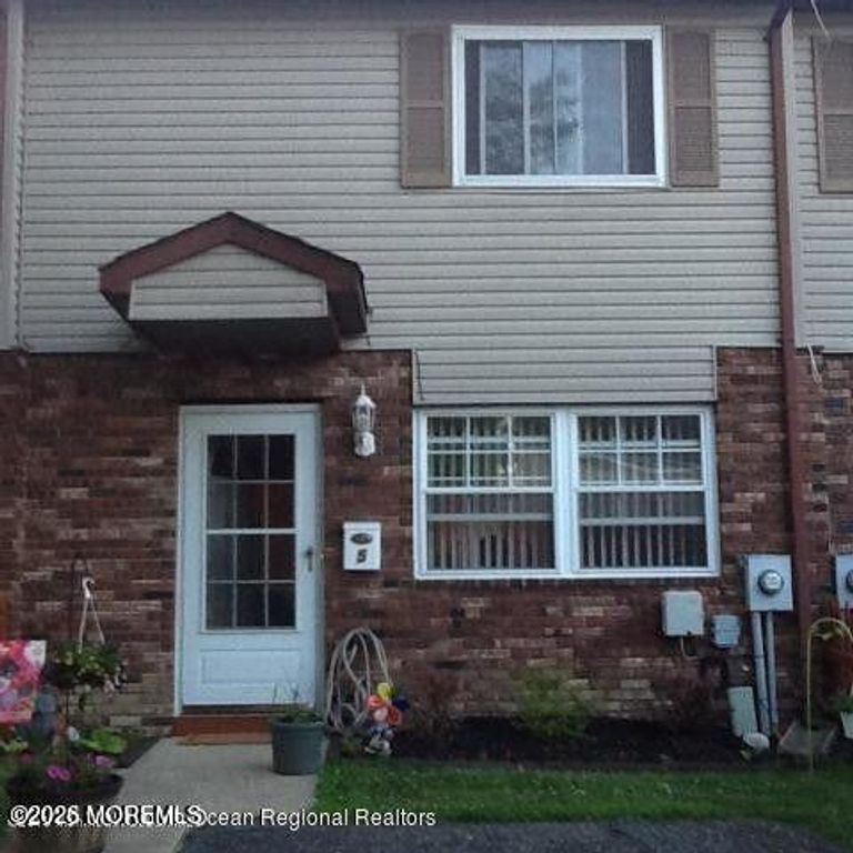 5 Ivy Place, Asbury Park, NJ 07712