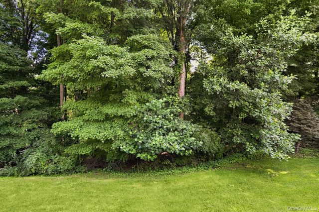 828 Heritage Hills B, Somers, NY 10589