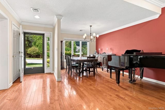 828 Heritage Hills B, Somers, NY 10589