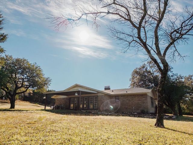 208 CR 3315, Valley Mills, TX 76689