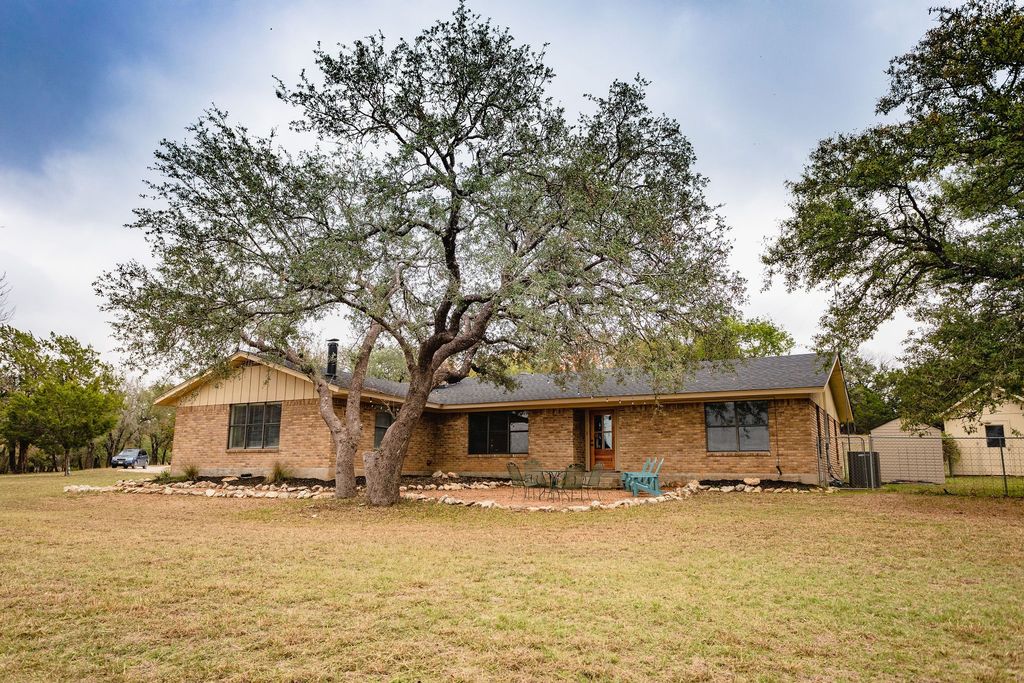 208 CR 3315, Valley Mills, TX 76689