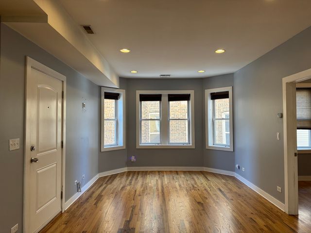 1430 N Maplewood Avenue 302, Chicago, IL 60622