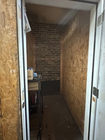 1430 N Maplewood Avenue 302, Chicago, IL 60622