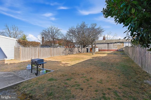 225 DELAWARE AVE, Riverside, NJ 08075