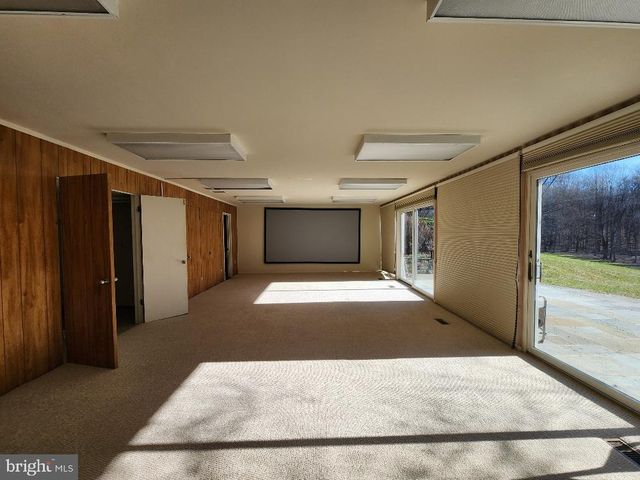 8410 HAWKINS CREAMERY RD, Gaithersburg, MD 20882