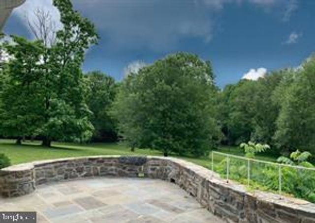 8410 HAWKINS CREAMERY RD, Gaithersburg, MD 20882