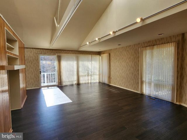 8410 HAWKINS CREAMERY RD, Gaithersburg, MD 20882