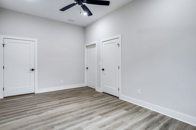 9104 E 33rd Cir S, Wichita, KS 67210