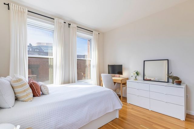 483 Beacon St 76, Boston, MA 02115