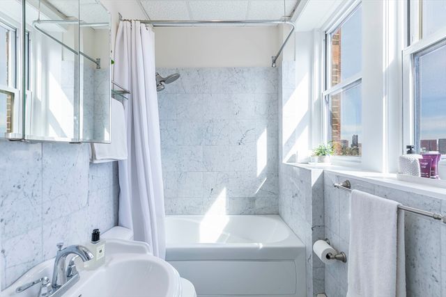 483 Beacon St 76, Boston, MA 02115