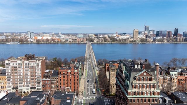 483 Beacon St 76, Boston, MA 02115