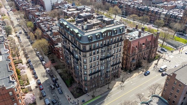 483 Beacon St 76, Boston, MA 02115