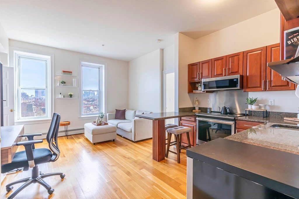 483 Beacon St 76, Boston, MA 02115