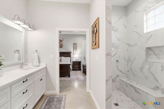 1 Agarita Circle, Wimberley, TX 78676