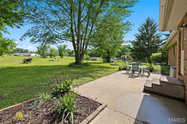 4172 State Route 162, Granite City, IL 62040