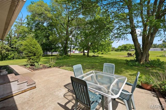 4172 State Route 162, Granite City, IL 62040
