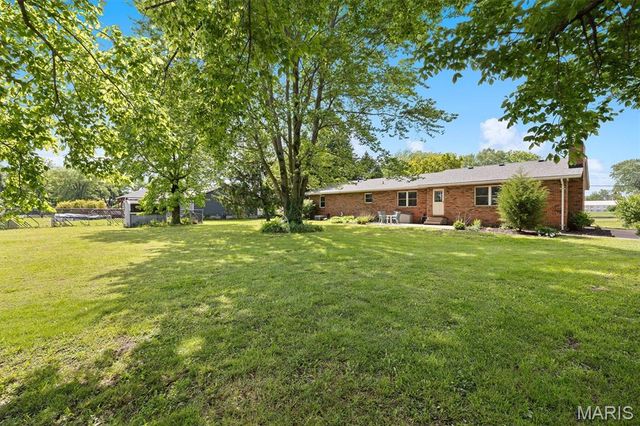 4172 State Route 162, Granite City, IL 62040