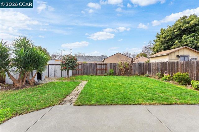 17469 Via Primero, San Lorenzo, CA 94580