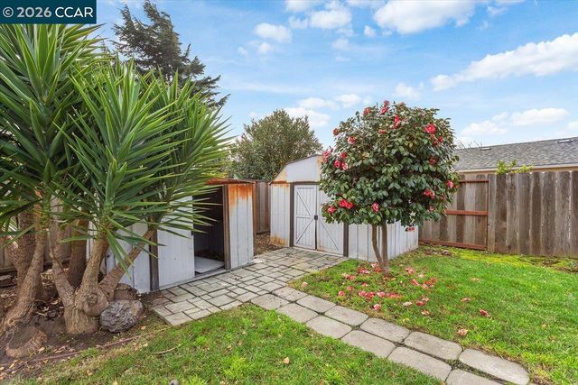 17469 Via Primero, San Lorenzo, CA 94580