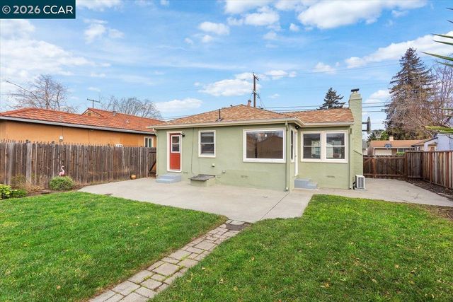17469 Via Primero, San Lorenzo, CA 94580