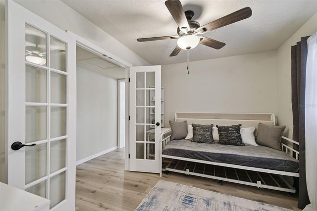 6551 S WEST SHORE CIRCLE, Tampa, FL 33616