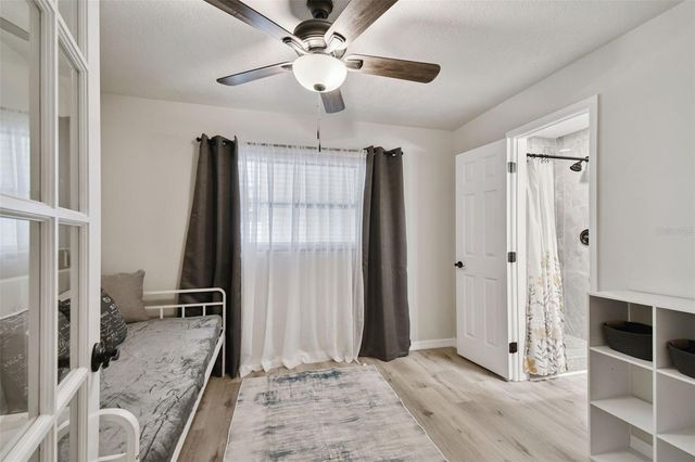 6551 S WEST SHORE CIRCLE, Tampa, FL 33616