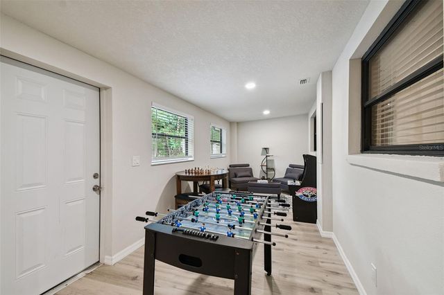 6551 S WEST SHORE CIRCLE, Tampa, FL 33616