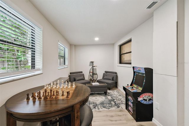 6551 S WEST SHORE CIRCLE, Tampa, FL 33616