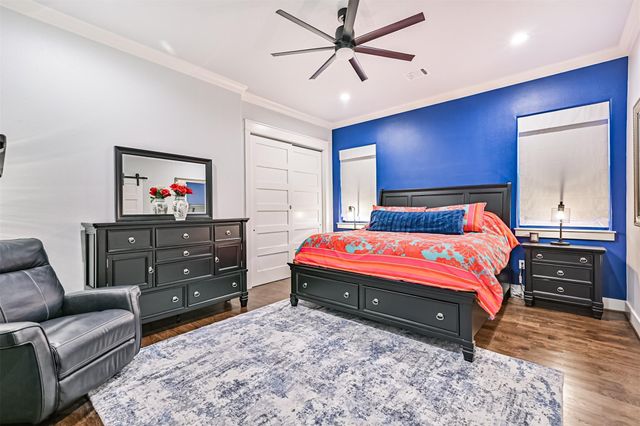 127 Island Passage, Galveston, TX 77554