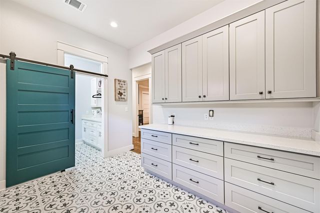 127 Island Passage, Galveston, TX 77554