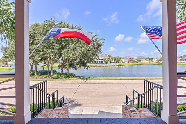 127 Island Passage, Galveston, TX 77554