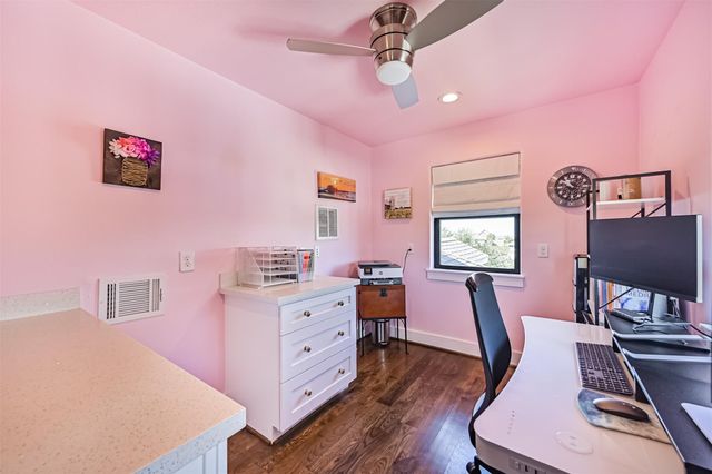 127 Island Passage, Galveston, TX 77554
