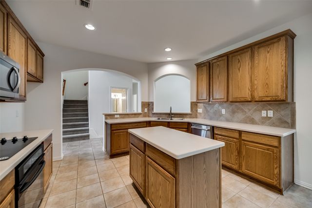 819 Rushmore Drive, Allen, TX 75002