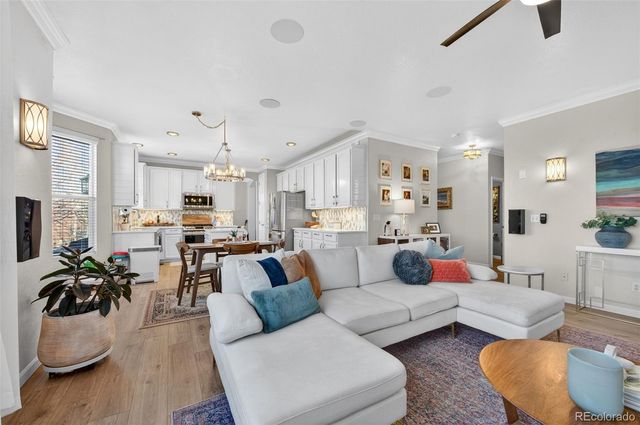 26201 E Davies Drive, Aurora, CO 80016