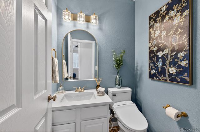 26201 E Davies Drive, Aurora, CO 80016