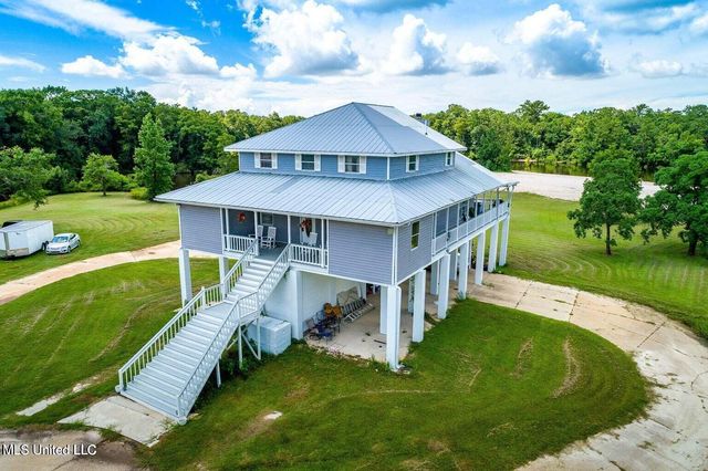 3293 Sandy Bluff Drive, D'iberville, MS 39540