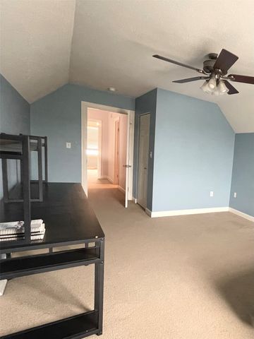 2906 N BIRCH Run, Erie, PA 16506