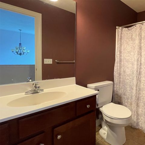 2906 N BIRCH Run, Erie, PA 16506