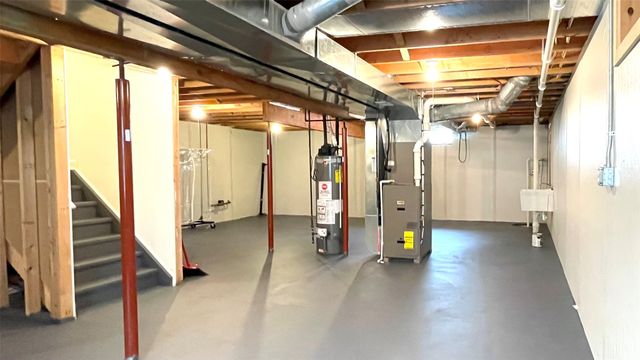 2906 N BIRCH Run, Erie, PA 16506