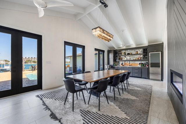 423 Caviar Drive, Fort Walton Beach, FL 32548