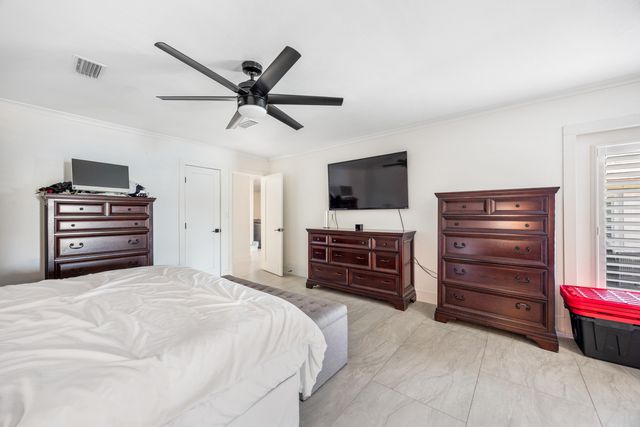 423 Caviar Drive, Fort Walton Beach, FL 32548