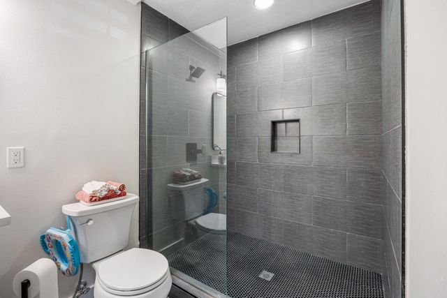 423 Caviar Drive, Fort Walton Beach, FL 32548