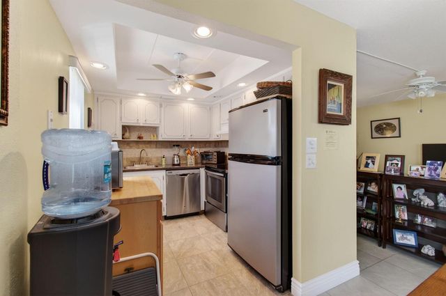 256 Flanders F, Delray Beach, FL 33484