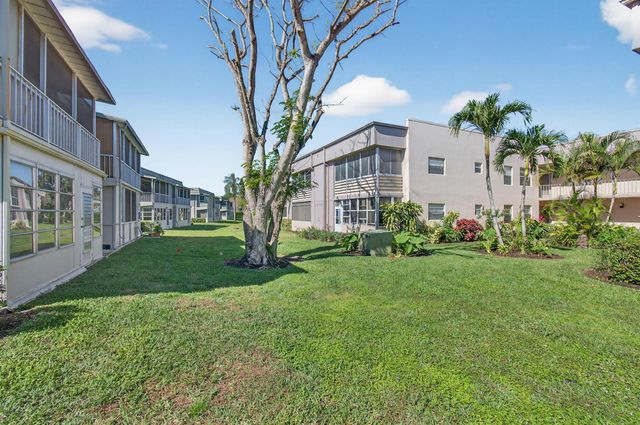 256 Flanders F, Delray Beach, FL 33484