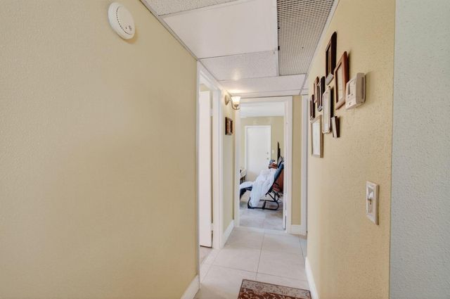 256 Flanders F, Delray Beach, FL 33484