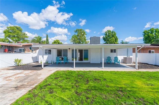 1018 N Wright, Santa Ana, CA 92701