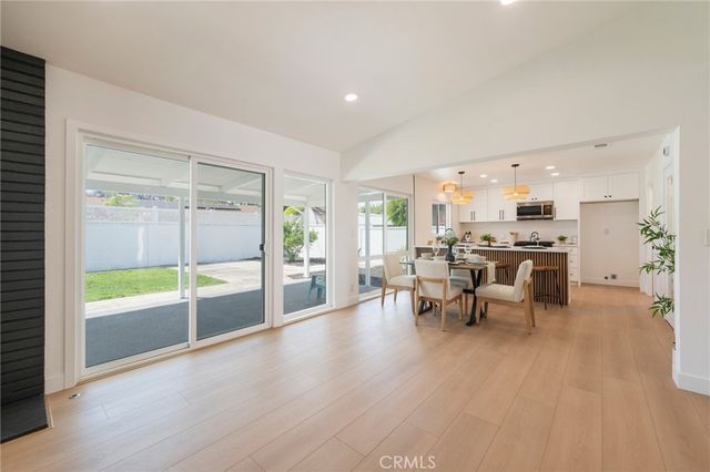 1018 N Wright, Santa Ana, CA 92701