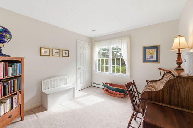 16 Cedar Street, Mashpee, MA 02649