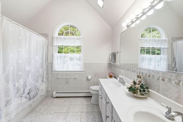 16 Cedar Street, Mashpee, MA 02649