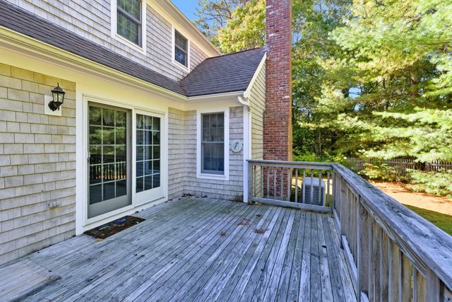 16 Cedar Street, Mashpee, MA 02649